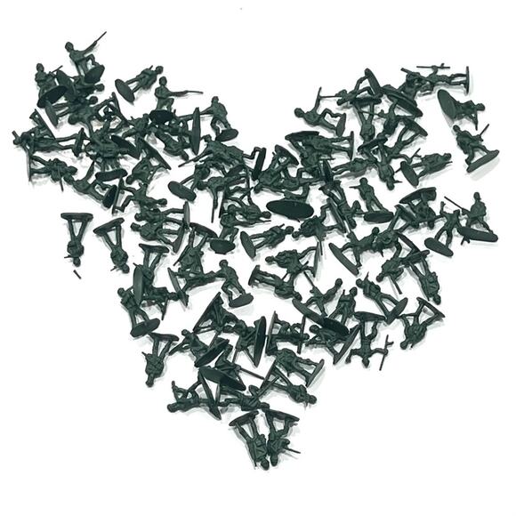 Vintage mini Plastic Green Army Men Toy Figures Lot 1.5" Mixed 50+ valentines - Picture 1 of 6